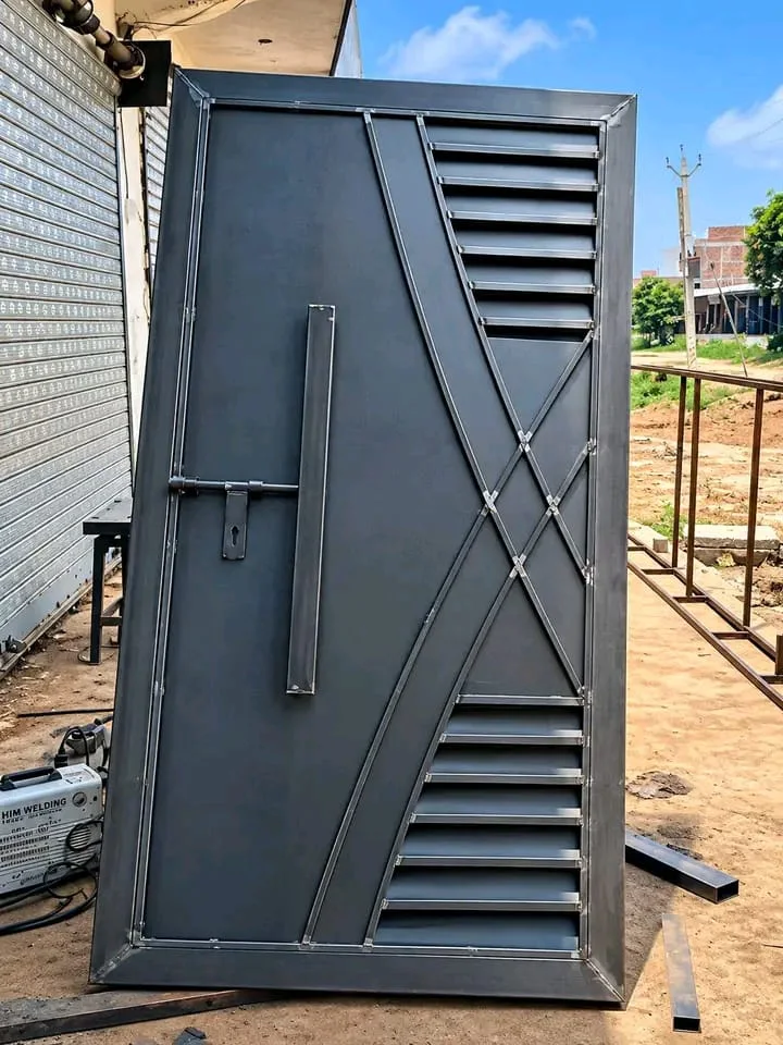 Referensi pintu het klasik 2