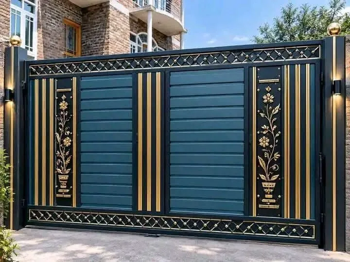 Pintu Ornamen Warna Gelap — Referensi pola dekoratif